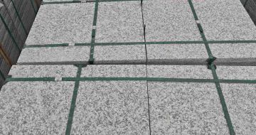 绥化芝麻白大花地铺