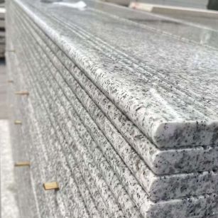 绥化芝麻白楼梯踏步 花岗岩楼梯板材