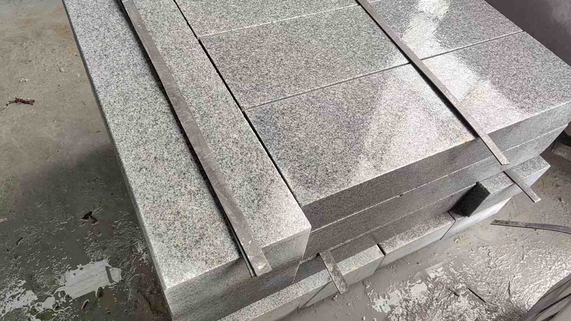 绥化芝麻灰 芝麻白 路牙石 路侧石 马路牙子